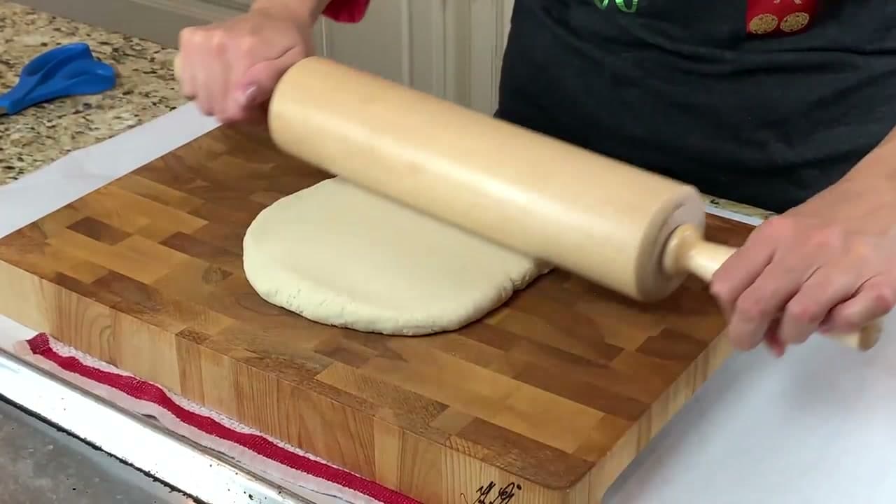 Step 4: Step 4: Roll the Dough Out
