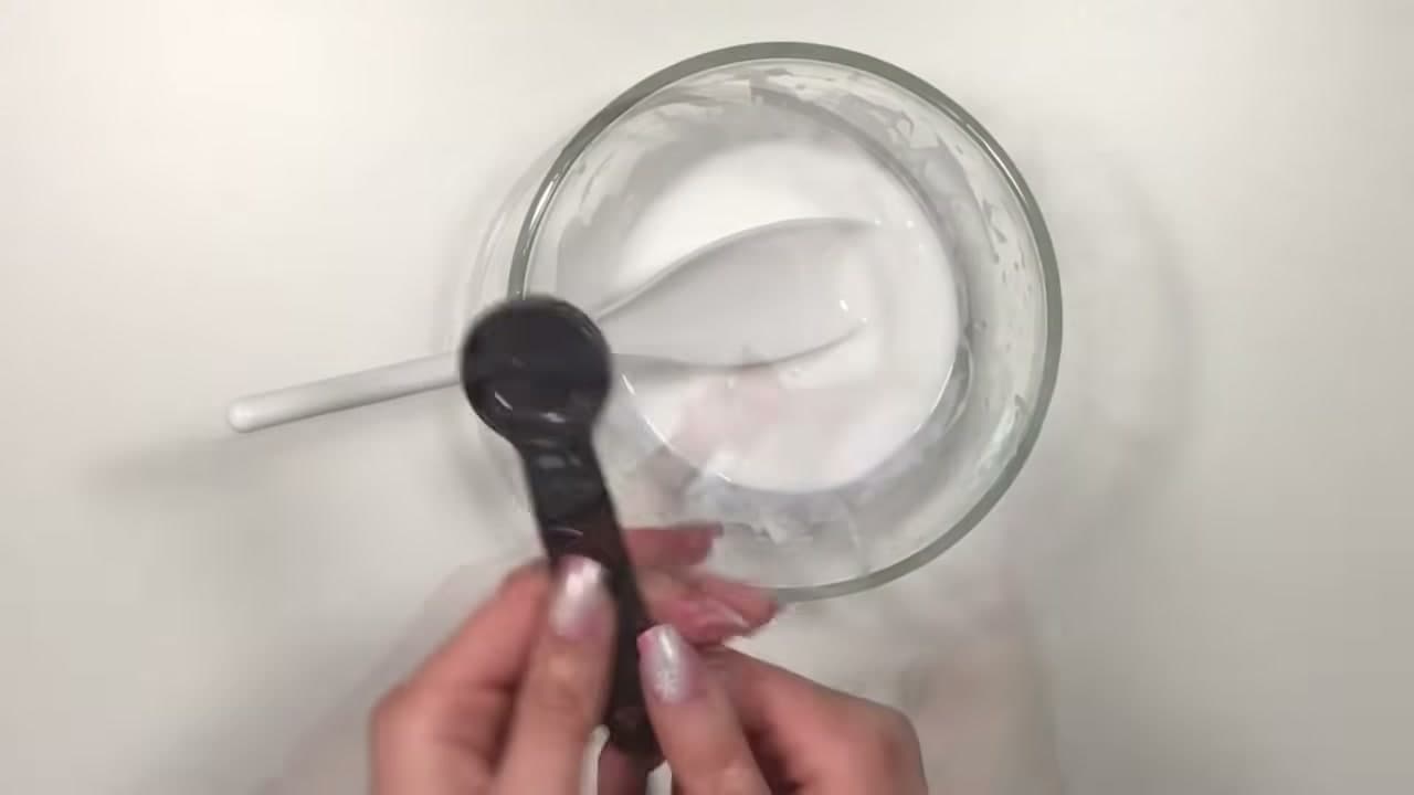 Step 4: Mix the Borax Activator - How to Make Slime