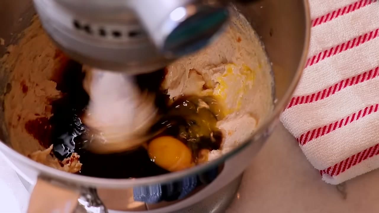 Step 3: Add the Egg, Molasses and Vanilla - Gingerbread Cookies