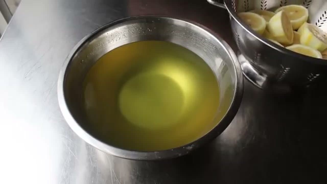 Step 5: Step 5: Strain the Syrup to Remove the Peels