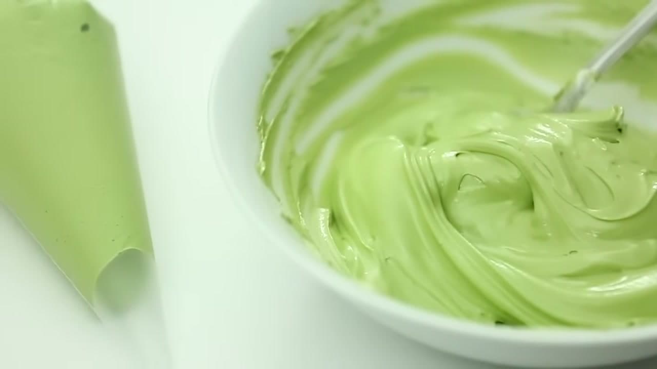Step 8: Thin to Outline Consistency - How to Make Royal Icing