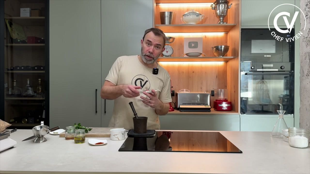 Step 2: Step 2: Peel and Prep the Garlic