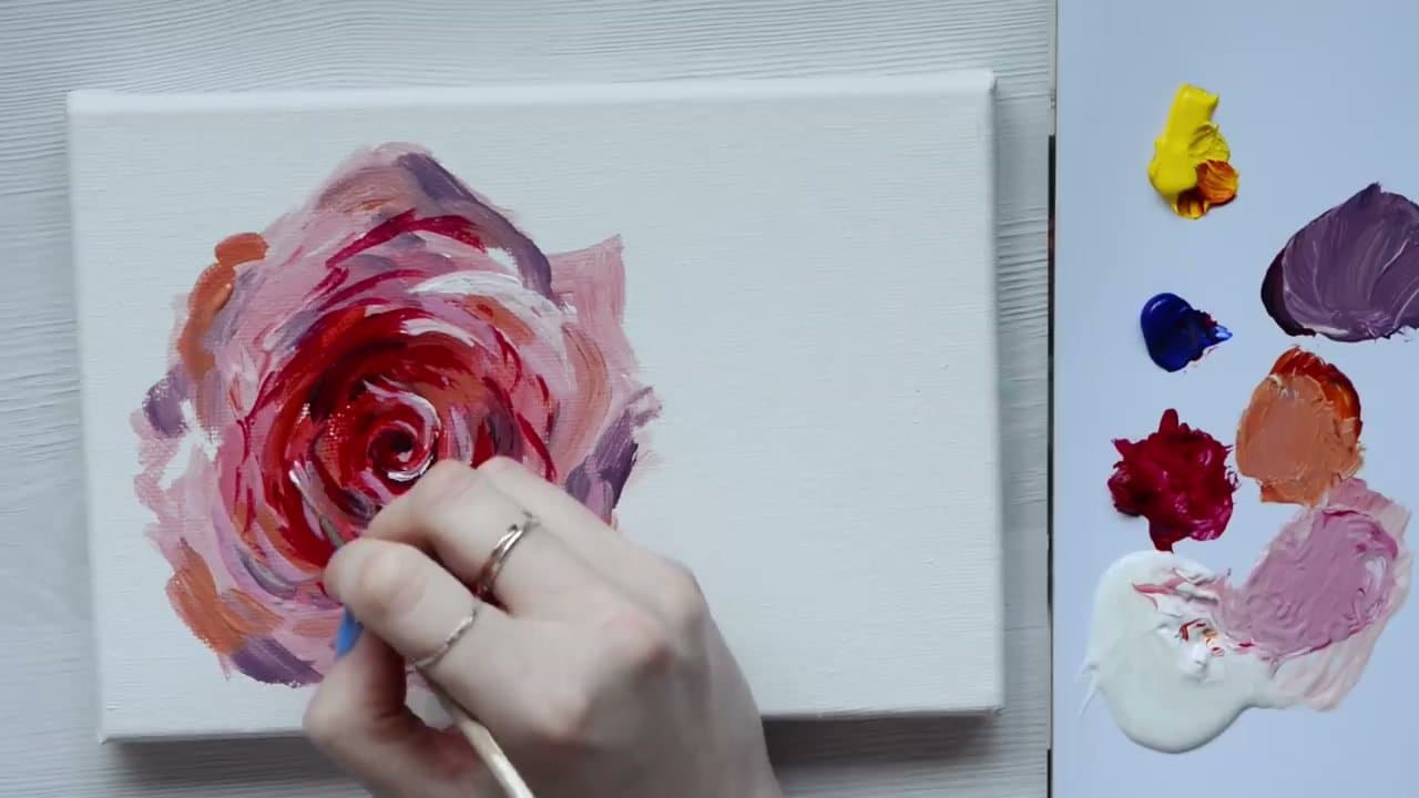 Step 5: Step 5: Add deep red details to define the petals