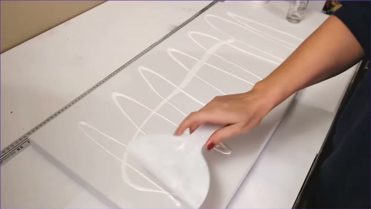 Step 3: Step 3: Spread It with a Putty Knife