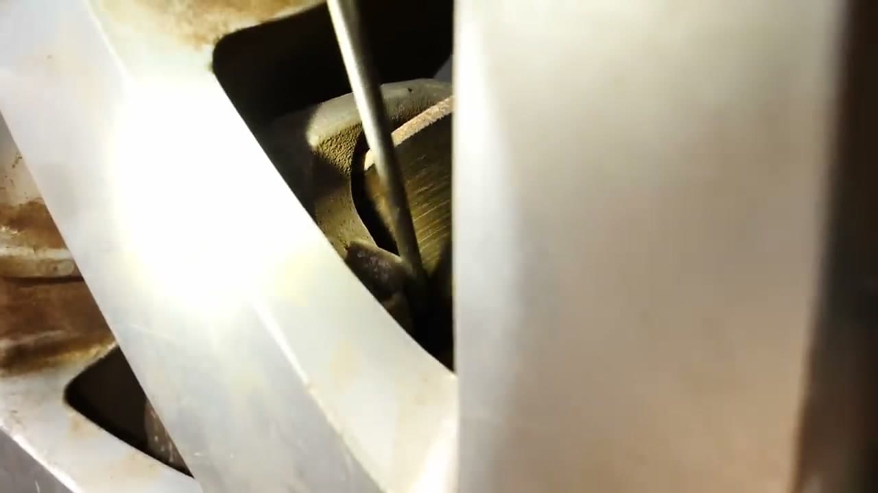 Step 2: Step 2: Spot the Pad Backing Plate vs the Friction Material
