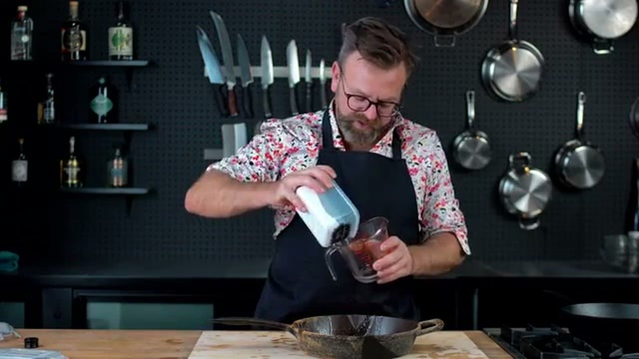 Step 2: Step 2: Make a baking soda paste