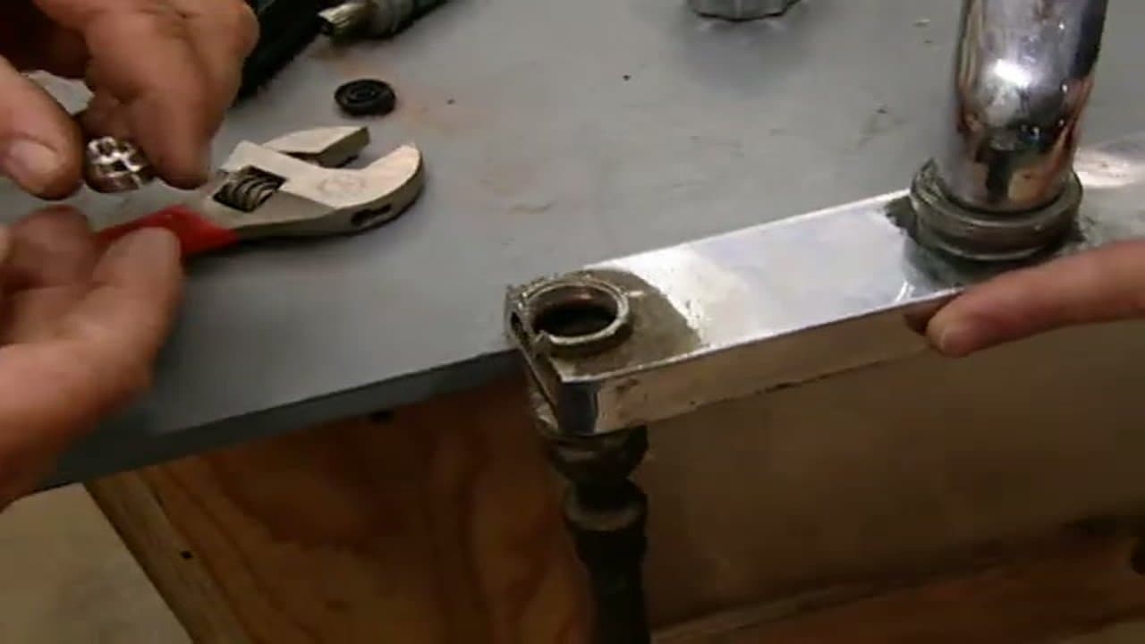 Step 6: Step 6: Check the bottom of the stem itself