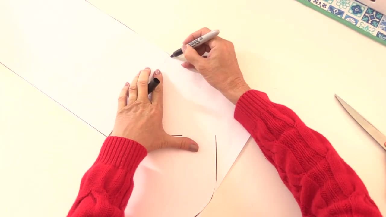 Step 3: Widen the Ankle - How to Make a Christmas Stocking