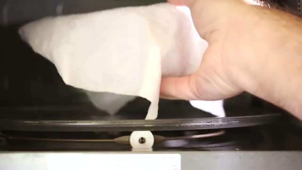 Step 3: Step 3: Lay the Damp Towel Over the Bowl and Move It to the Microwave