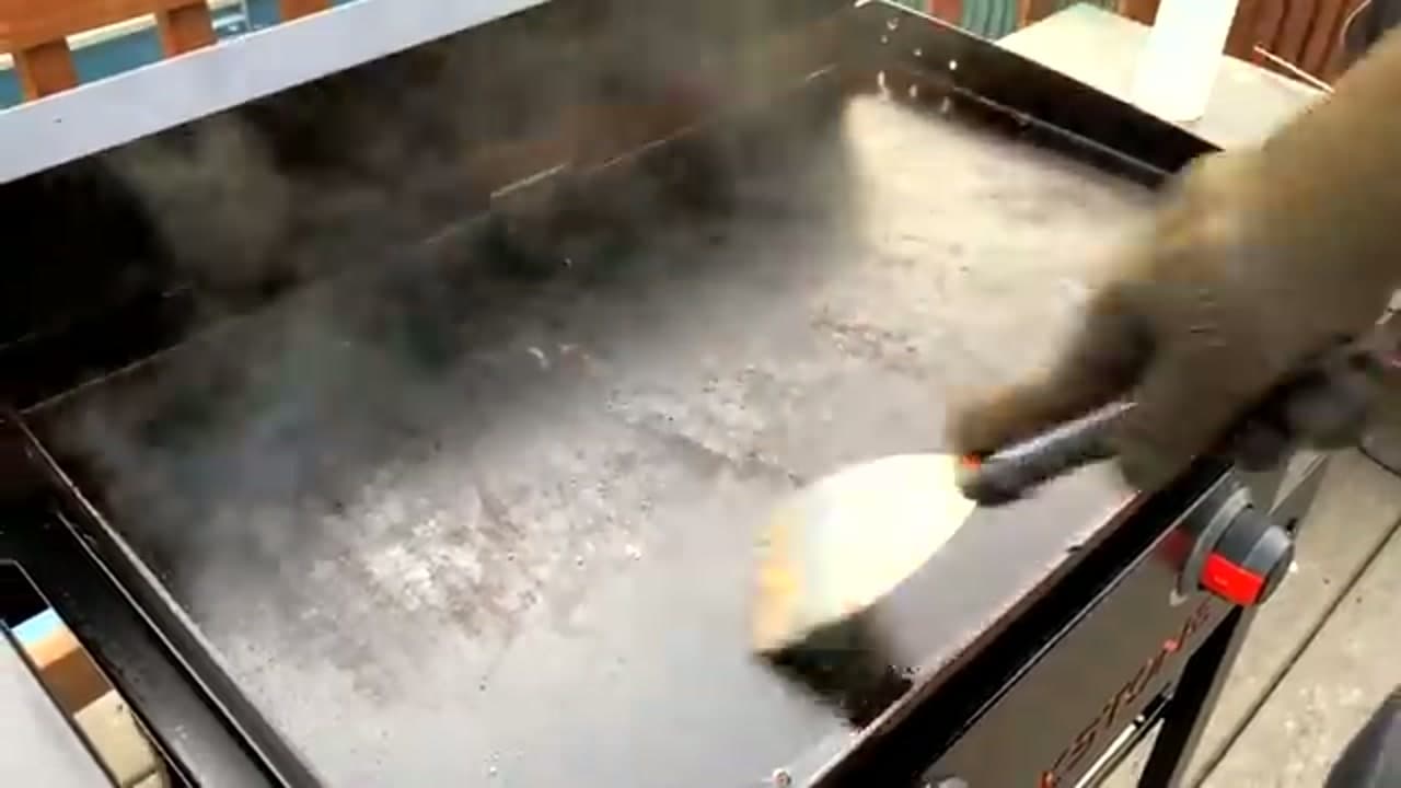How to Season a Blackstone Griddle