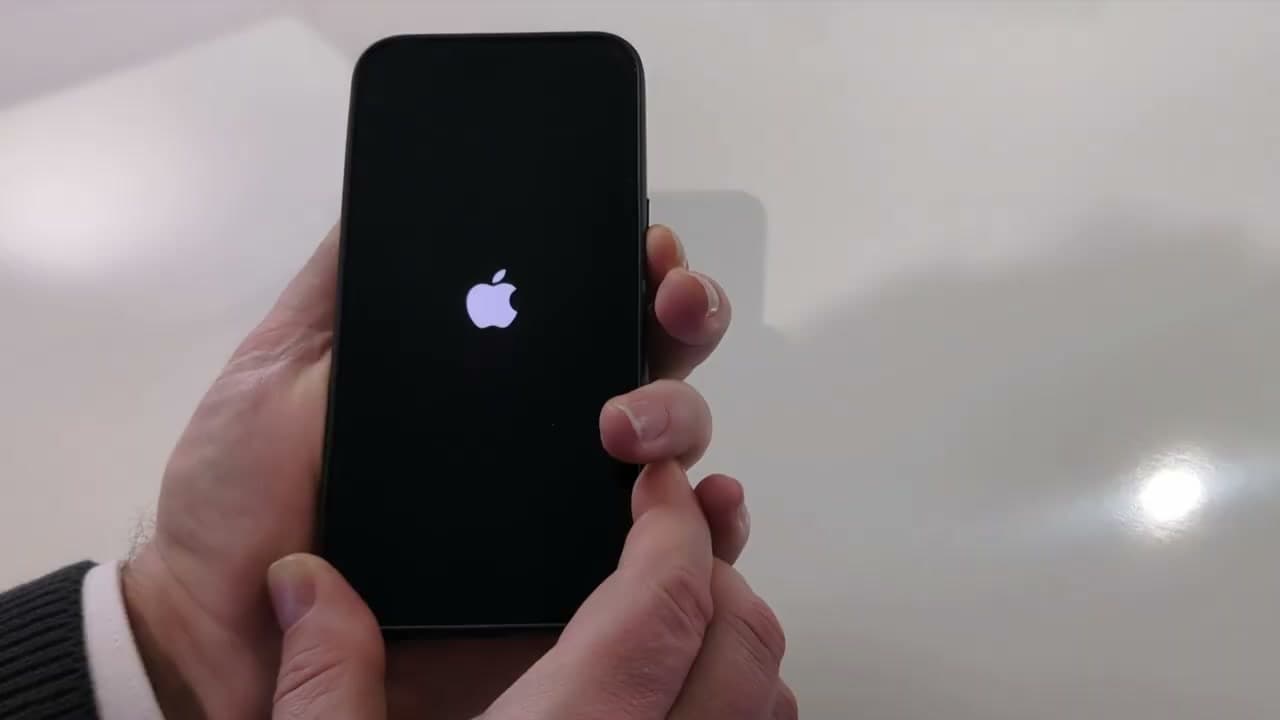 Step 3: Force Restart When the Screen Is Unresponsive