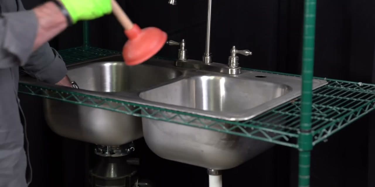 Step 2: Step 2: Plunge the Clogged Side