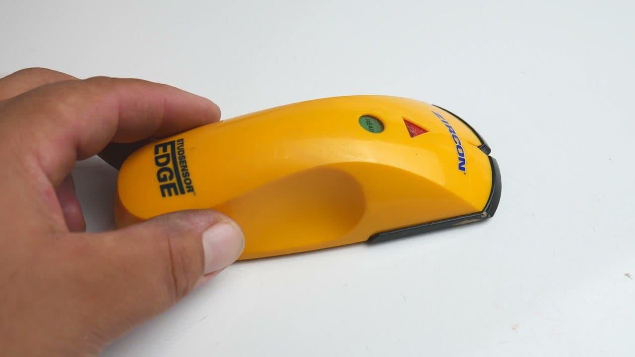 Step 1: Step 1: Get to know your stud finder