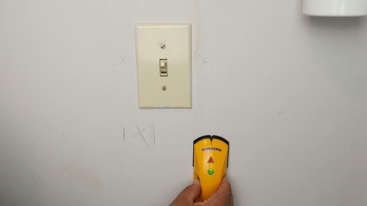 Step 3: Step 3: Slide toward the outlet to find the first edge
