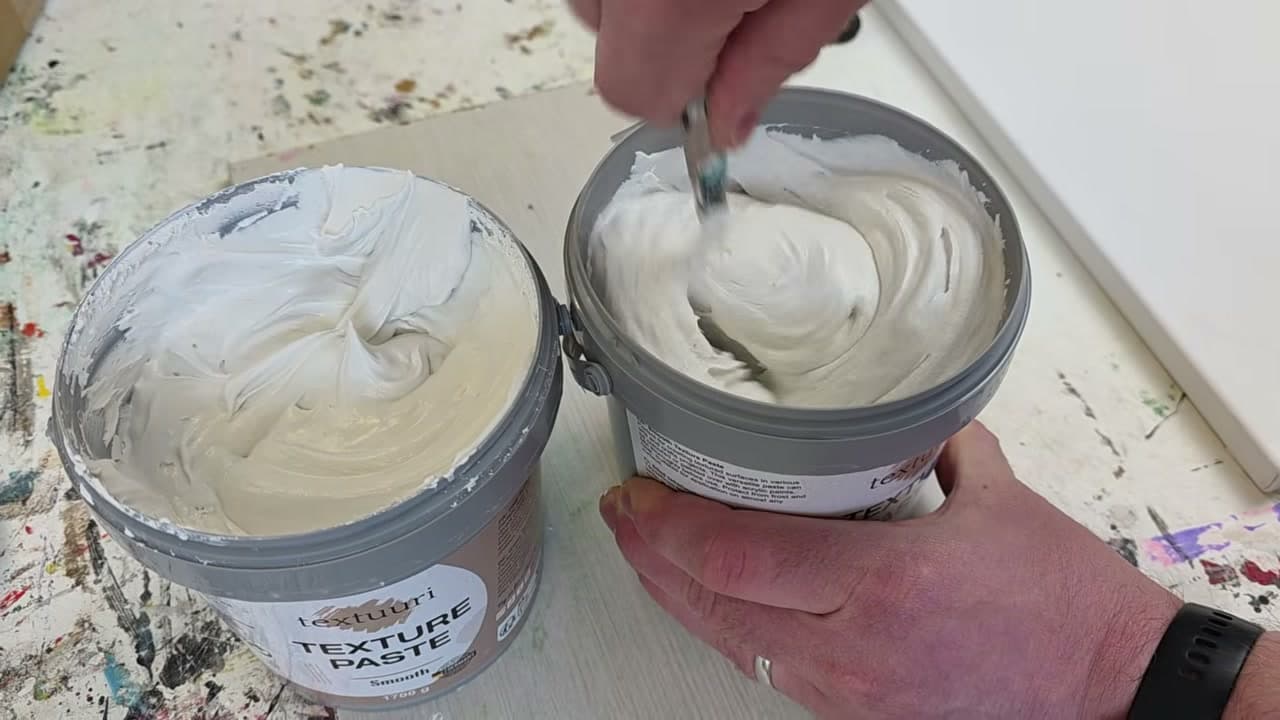 Step 1: Stir the Paste Thoroughly - How to Use Texture Paste
