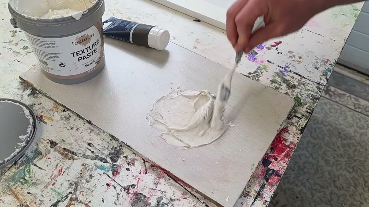 Step 8: Colour the Paste - How to Use Texture Paste