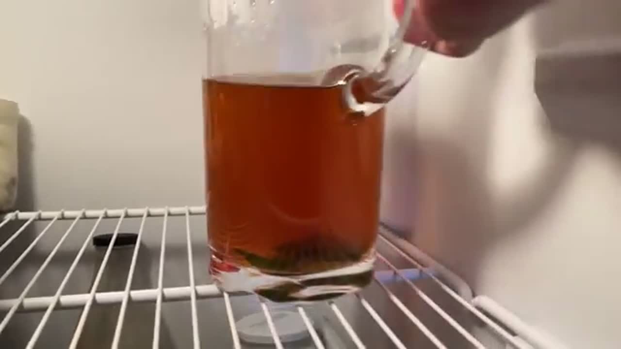 Step 4: Step 4: Brew Earl Grey With Mint Maple Syrup