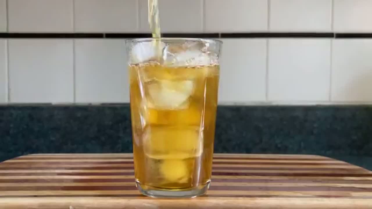 Step 6: Step 6: Pour Over Ice and Garnish