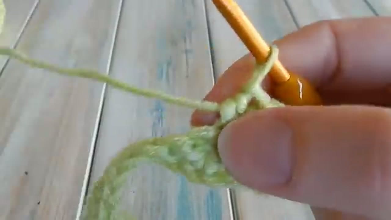 Step 4: Step 4: Traditional hdc2tog (Half Double Crochet Two Together)