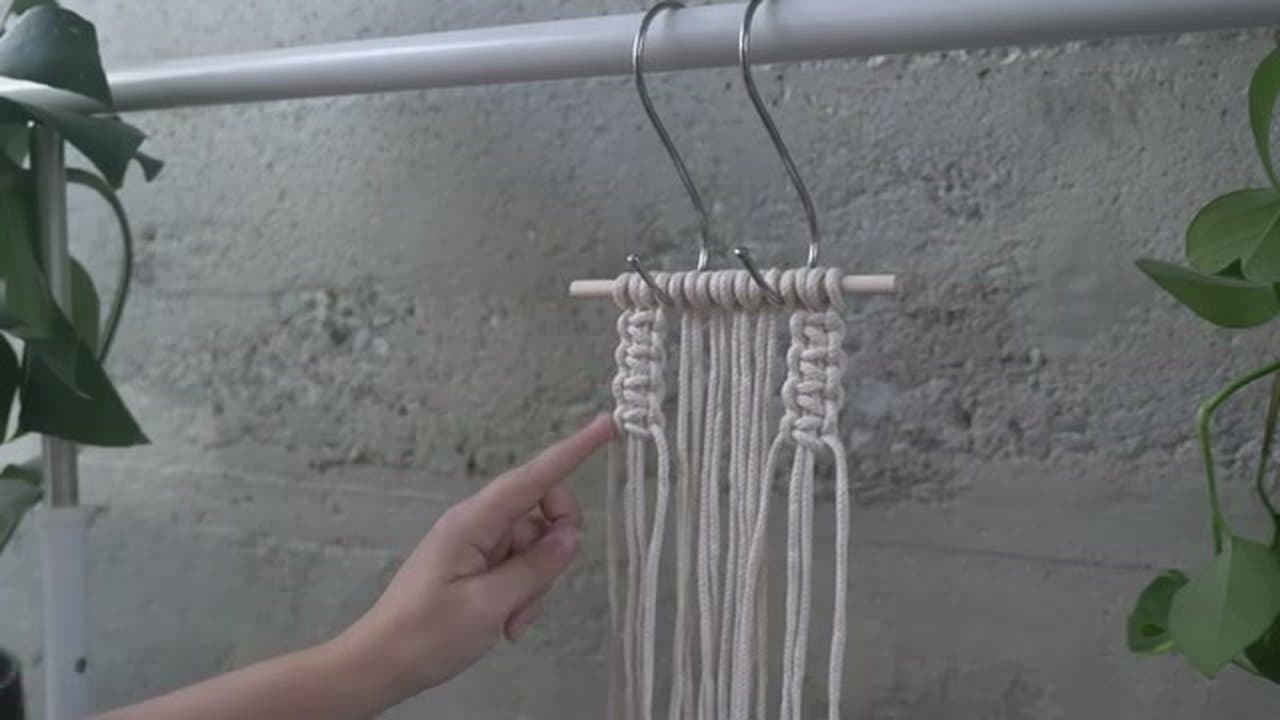 Step 5: Step 5: Pull Tight to Lock the First Half