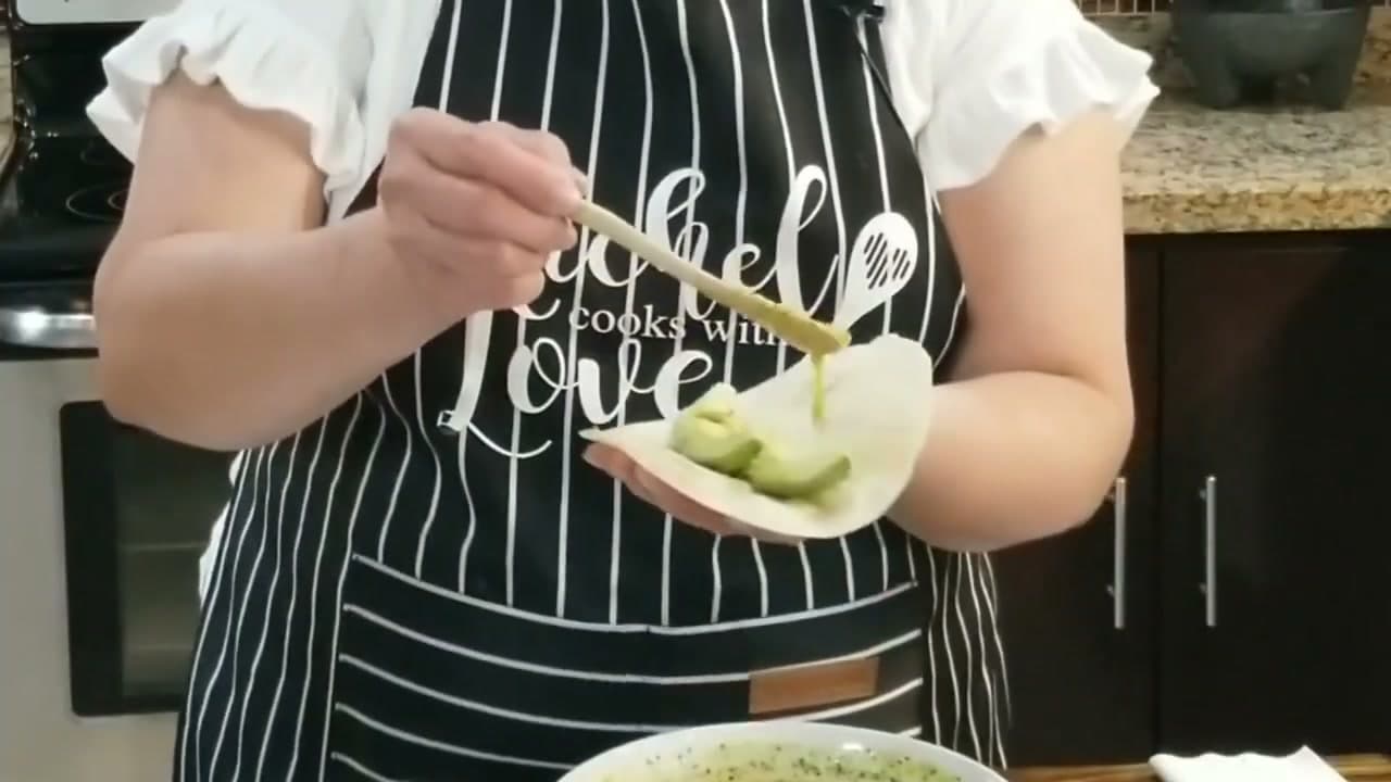 The finished result: How to Make Salsa Verde (Roasted Tomatillo Salsa)