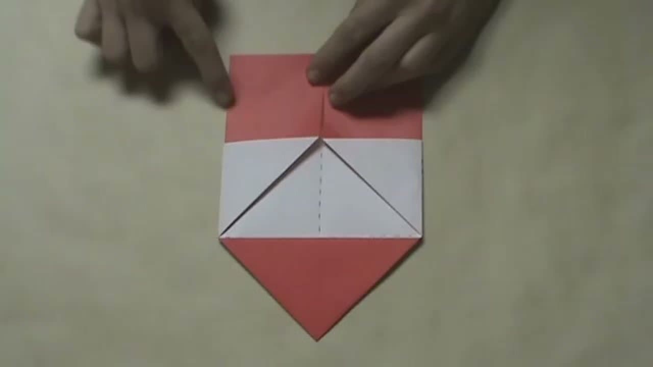 Step 5: Step 5: Fold Down the Top Corners