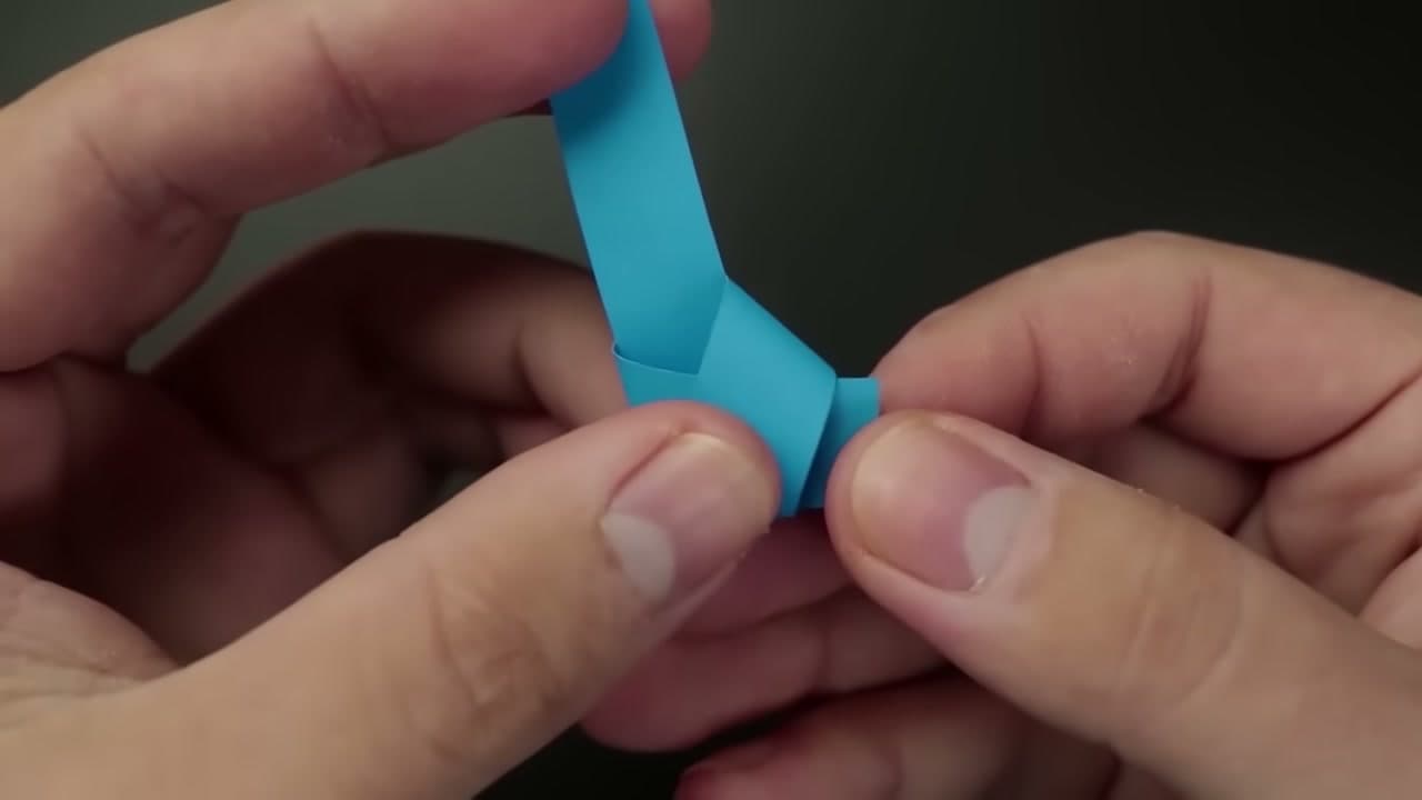 Step 3: Step 3: Tighten Into a Pentagon