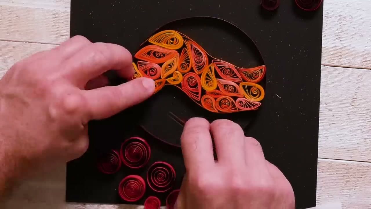 The finished result: Paper Quilling for Beginners - 7 Basic Shapes and Your First Project