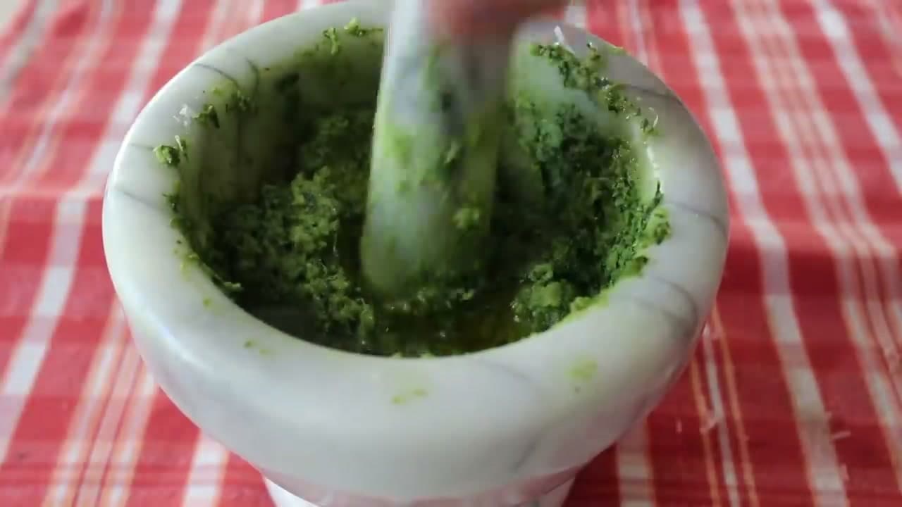 Step 7: Step 7: Emulsify in the Olive Oil