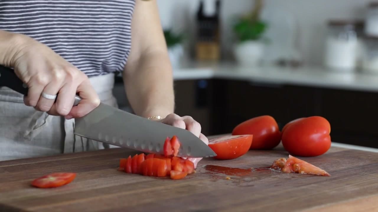 Step 3: Step 3: Dice the Tomatoes
