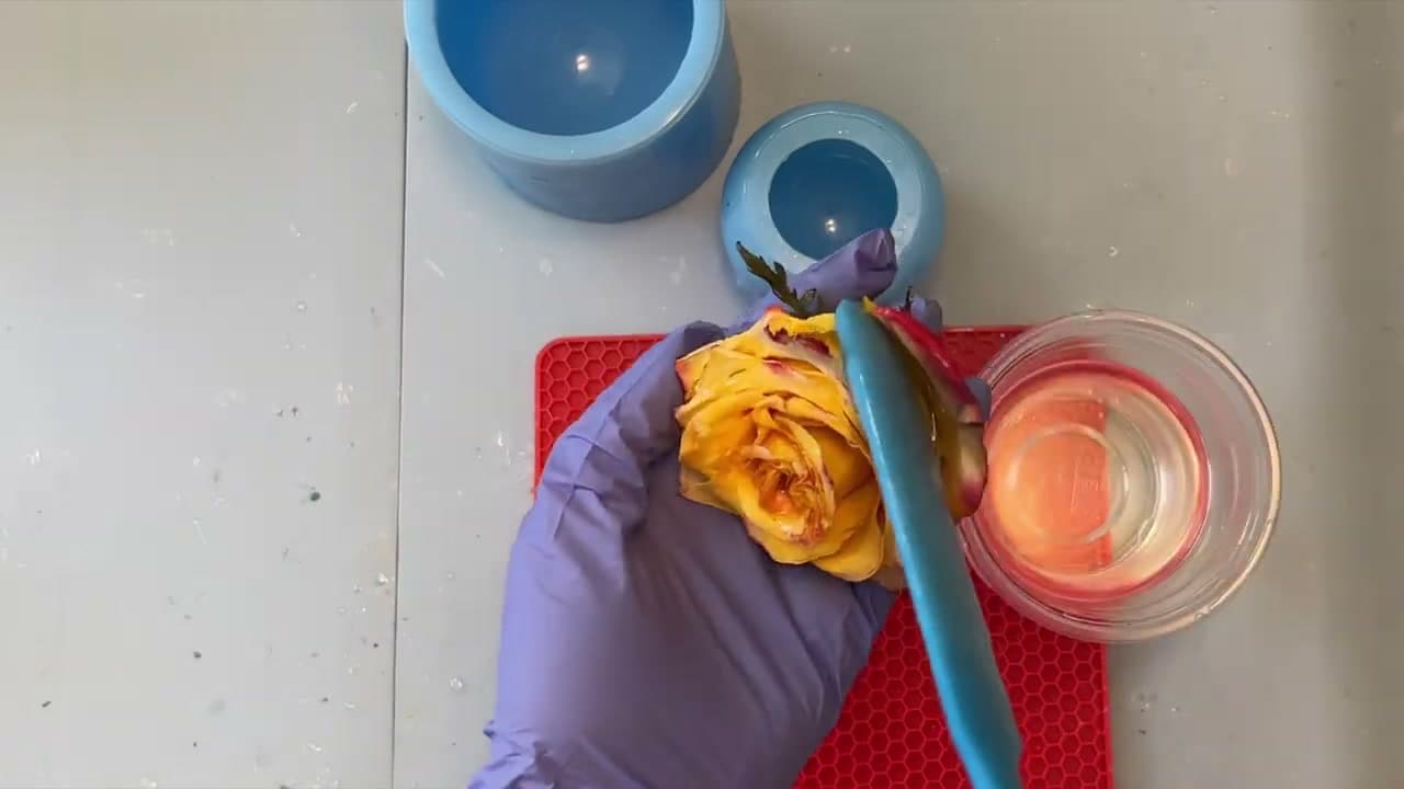 Step 2: Mix the Epoxy and Let the Bubbles Rise