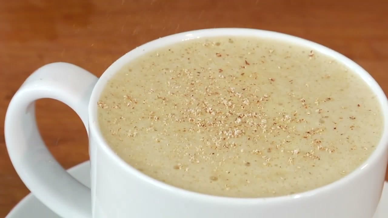 How to Make a Pumpkin Spice Latte at Home (Better Than Starbucks)