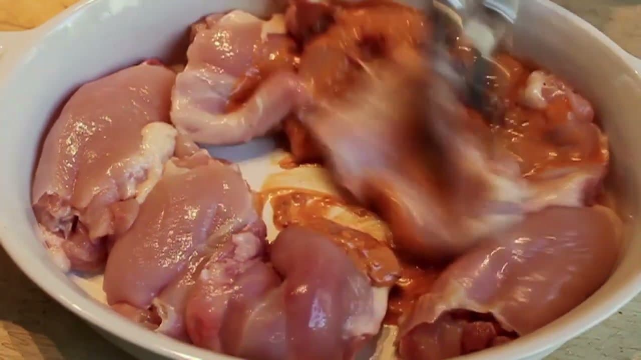 Step 2: Step 2: Coat the Boneless Skinless Thighs