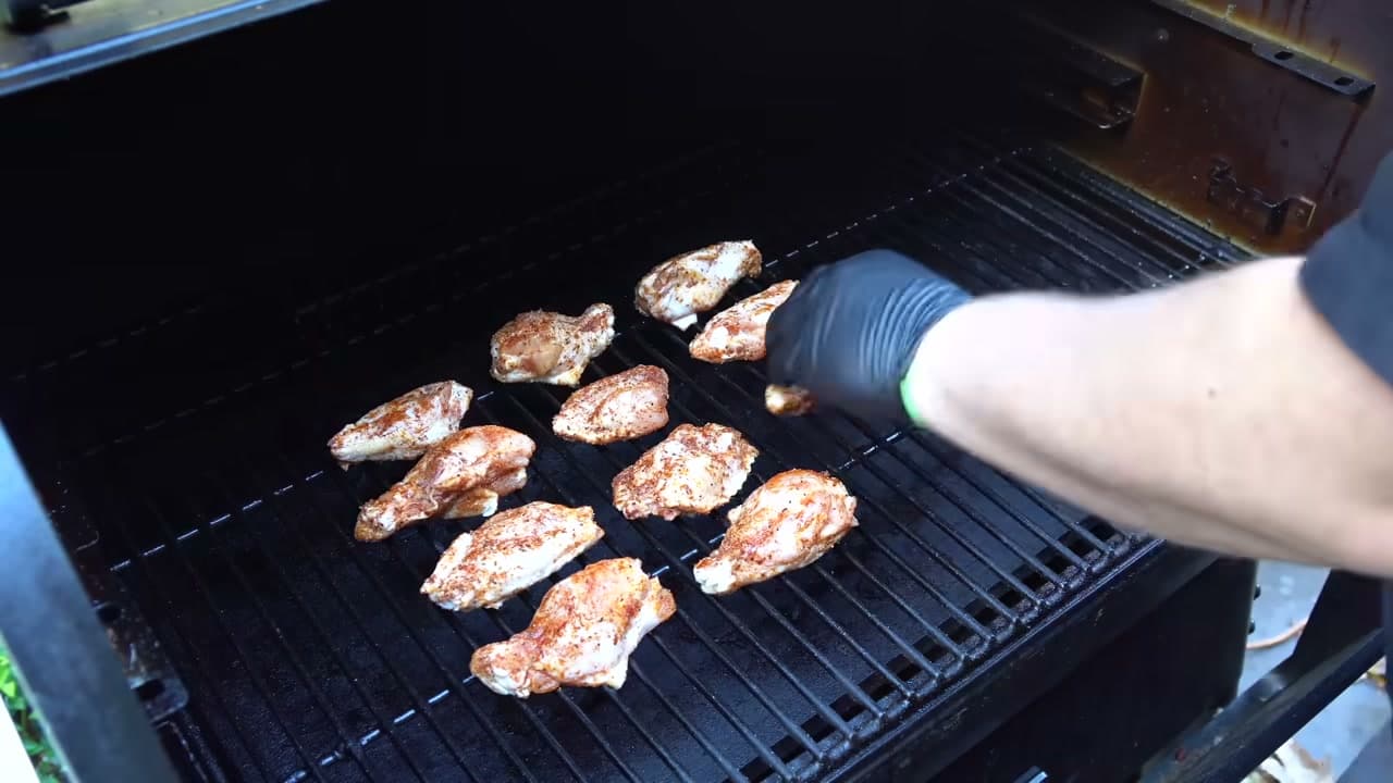 Step 5: Step 5: Load the Wings Skin Side Down