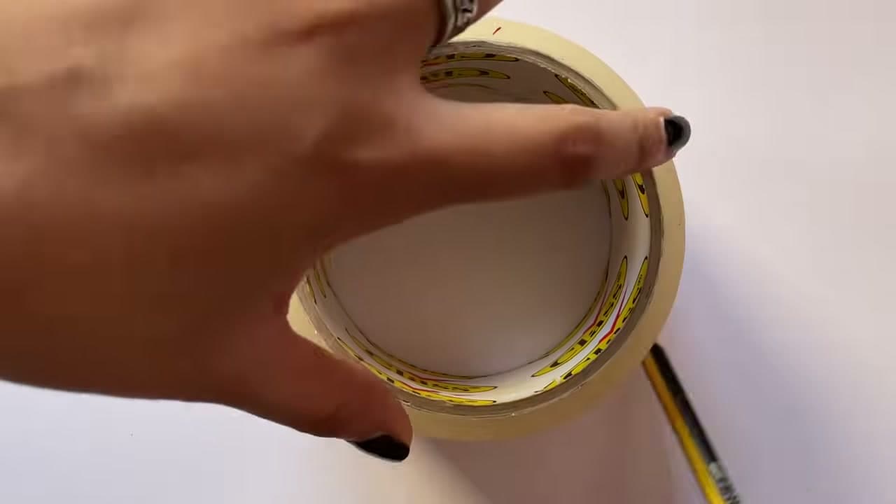 Step 1: Trace a Circle for the Sunset Drawing - How to Draw a Sunset With Colored Pencils