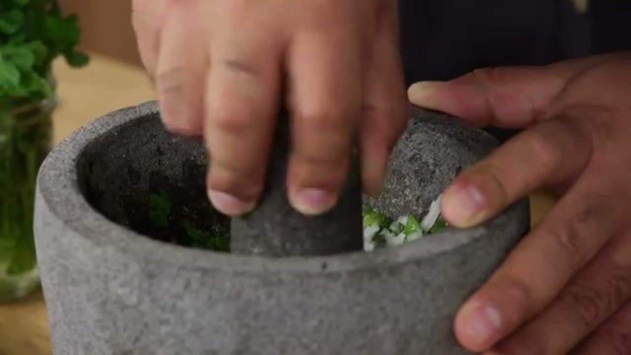 Step 7: Step 7: Smash Aromatics Into a Paste