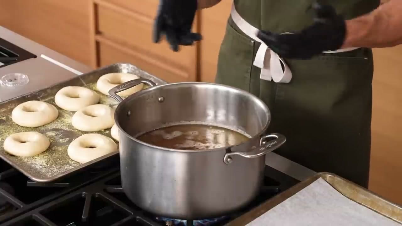 Step 7: Step 7: Boil 30 Seconds a Side, Top Immediately