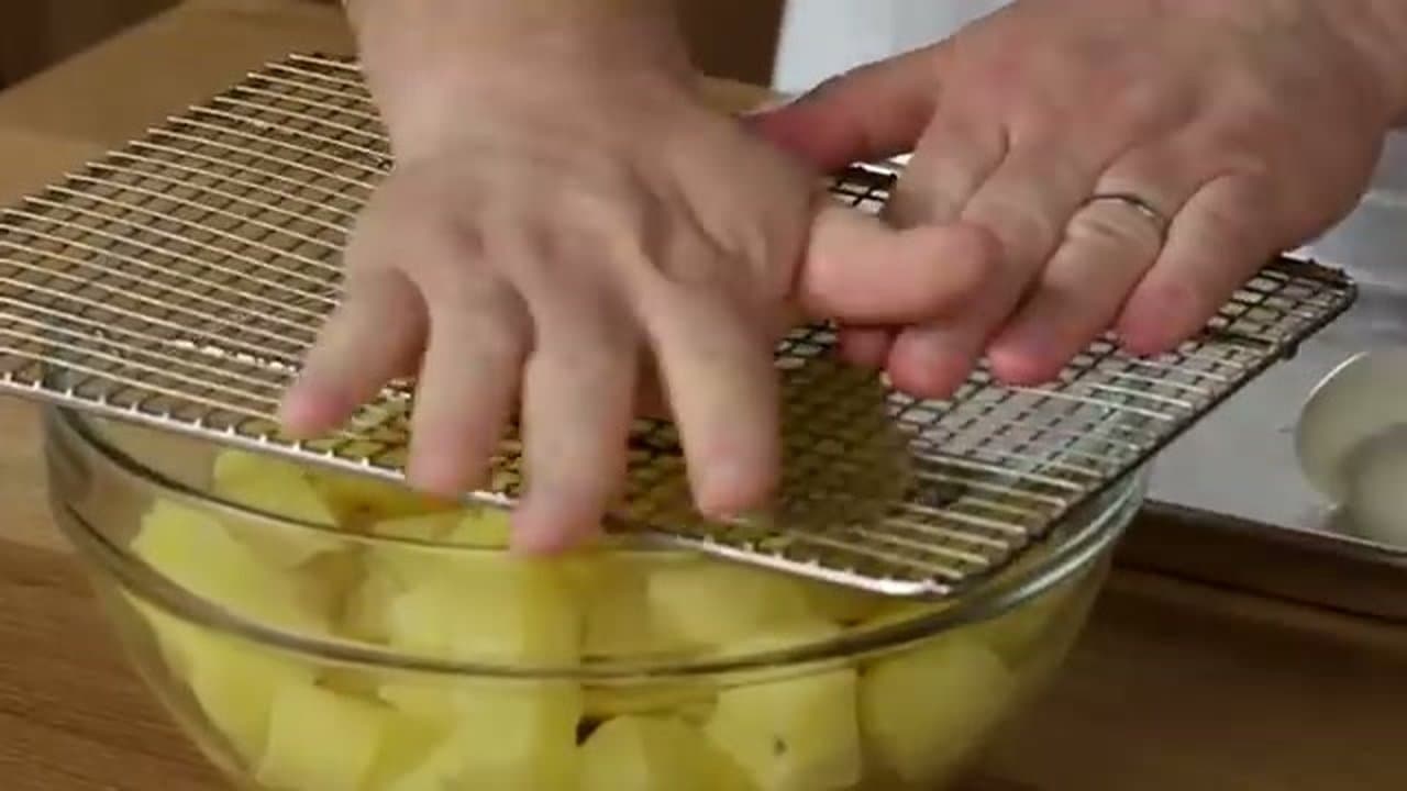 Step 4: Step 4: Cut Potatoes and Chop Eggs via Resting Rack