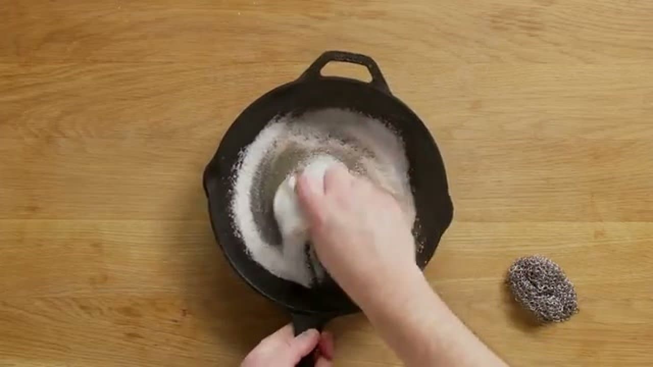 Step 1: Scrub Off Rust With Kosher Salt