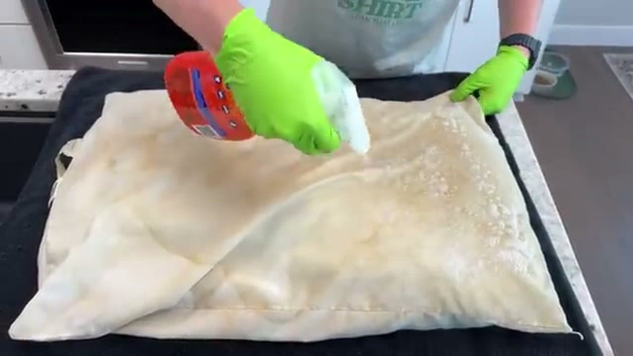 Step 3: Sprinkle Baking Soda on Top