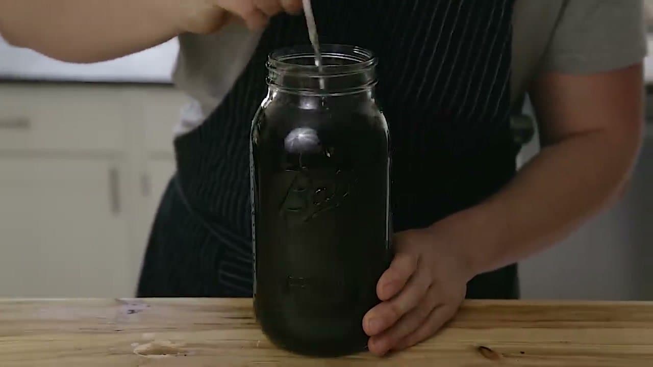 Step 4: Step 4: Stir until every ground is wet